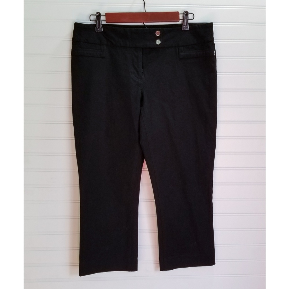 [alfani] black cropped pant with sliver buttons